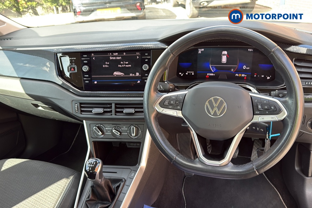 Volkswagen Polo Life Manual Petrol Hatchback - Stock Number (1642228) - 1st supplementary image