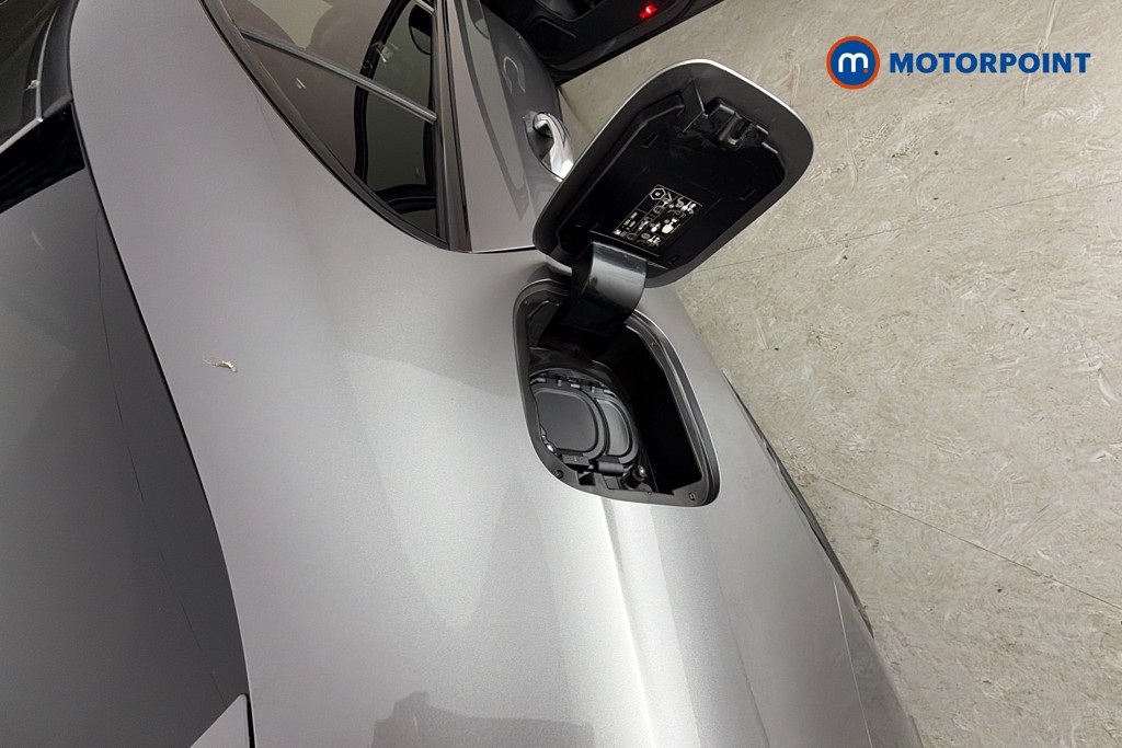 Mercedes-Benz A Class Amg Line Premium Plus Edition Automatic Petrol Plug-In Hybrid Saloon - Stock Number (1642560) - 41st supplementary image