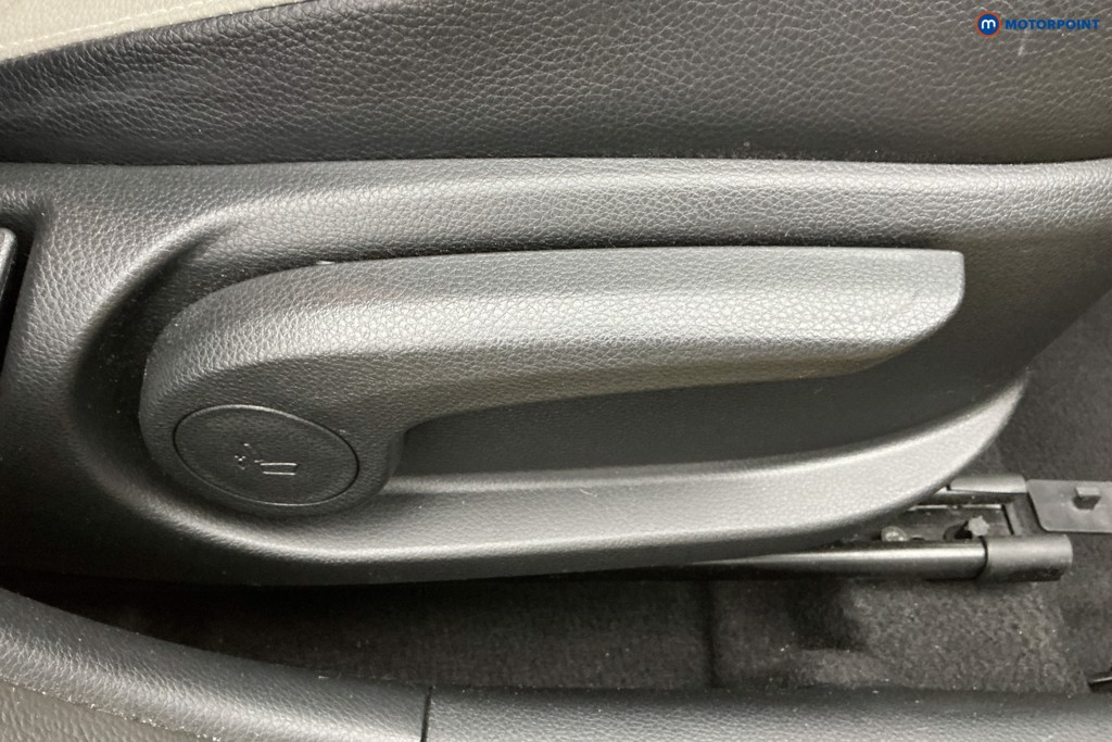 KIA Stonic Connect Manual Petrol SUV - Stock Number (1643115) - 21st supplementary image