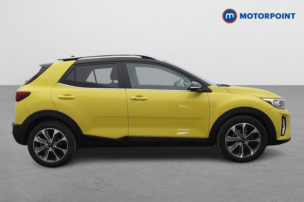 KIA Stonic Connect Manual Petrol SUV - Stock Number (1643115) - Drivers side