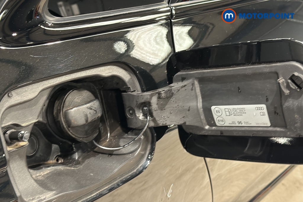Audi A4 Black Edition Automatic Petrol Saloon - Stock Number (1643123) - 41st supplementary image