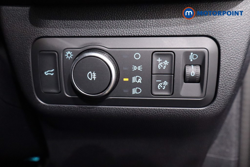 Ford Kuga St-Line Automatic Petrol-Electric Hybrid SUV - Stock Number (1643244) - 17th supplementary image
