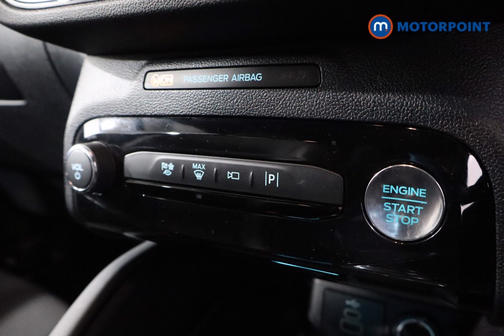 Ford Kuga St-Line Automatic Petrol-Electric Hybrid SUV - Stock Number (1643244) - 19th supplementary image