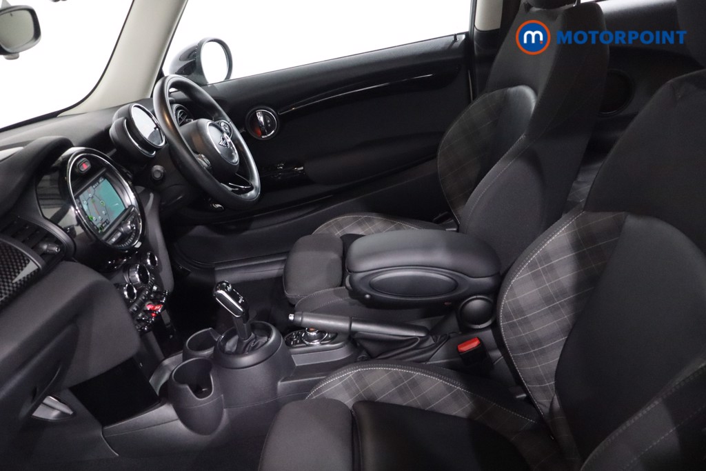 Mini Hatchback Cooper S Classic Automatic Petrol Hatchback - Stock Number (1643253) - 4th supplementary image