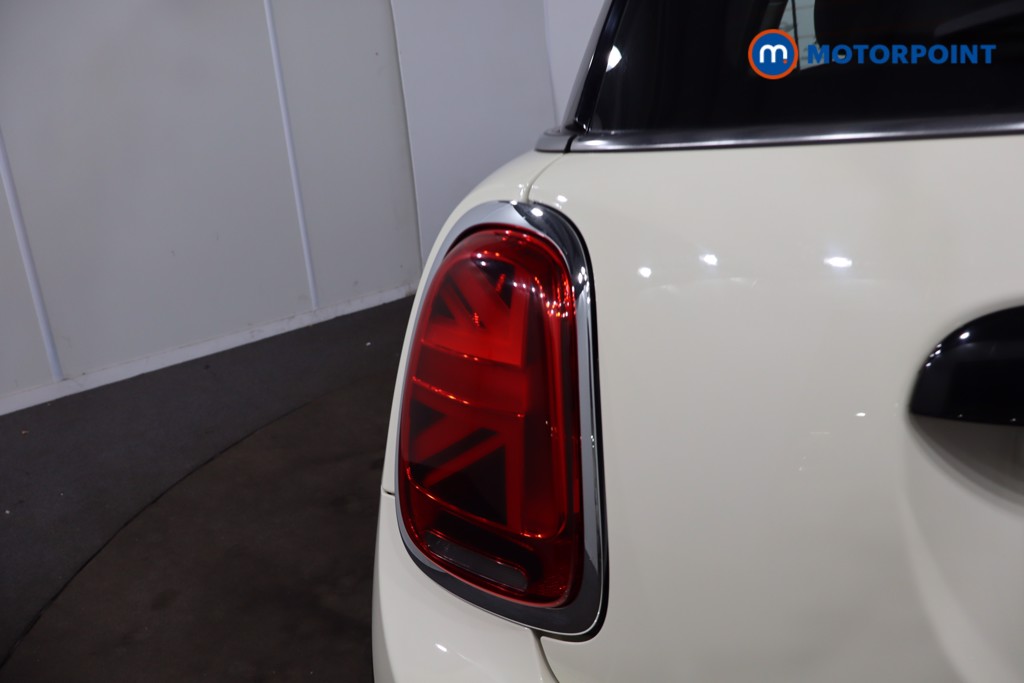 Mini Hatchback Cooper S Classic Automatic Petrol Hatchback - Stock Number (1643253) - 34th supplementary image