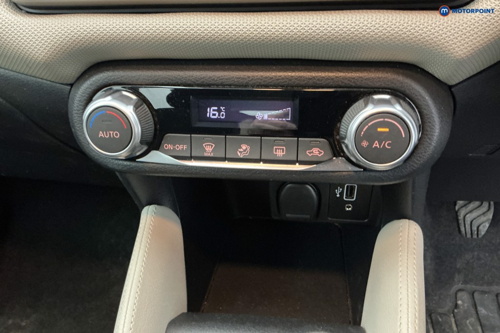 Nissan Micra Acenta Manual Petrol Hatchback - Stock Number (1603090) - 17th supplementary image