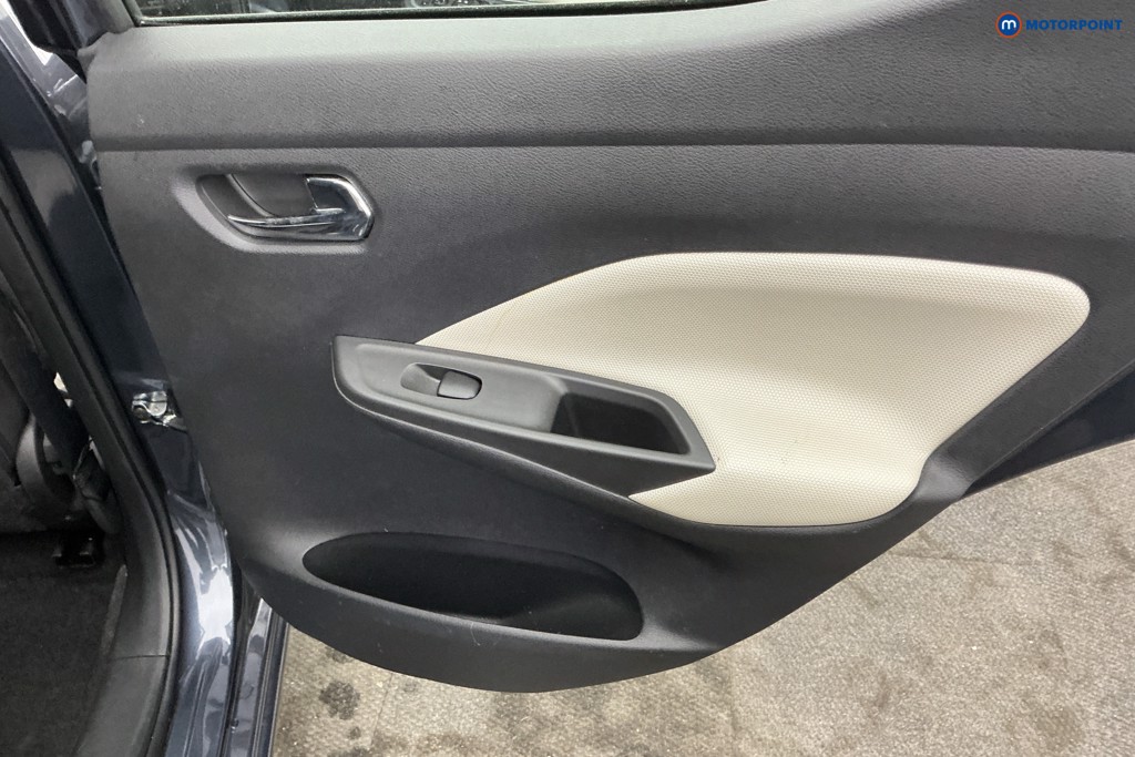 Nissan Micra Acenta Manual Petrol Hatchback - Stock Number (1603090) - 26th supplementary image
