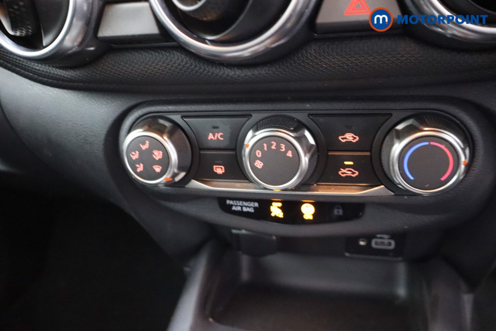 Nissan Juke Acenta Automatic Petrol SUV - Stock Number (1621523) - 14th supplementary image