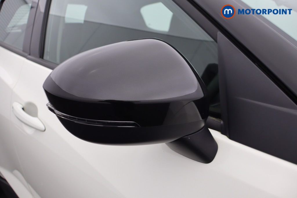 Nissan Juke Acenta Automatic Petrol SUV - Stock Number (1621523) - 19th supplementary image