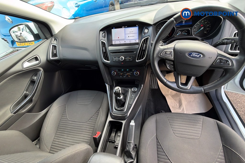 Ford Focus Titanium Manual Petrol Hatchback - Stock Number (1621730) - 1st supplementary image