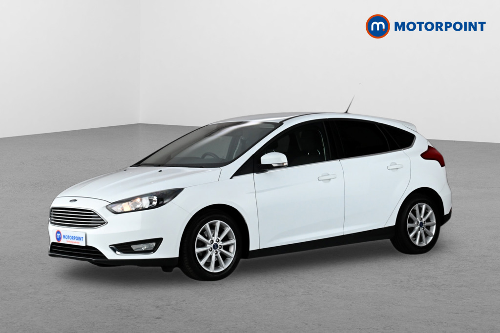Ford Focus Titanium Manual Petrol Hatchback - Stock Number (1621730) - Passenger side front corner