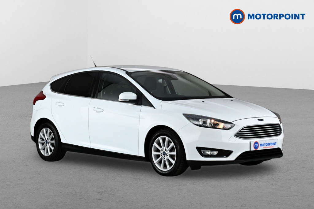Ford Focus Titanium Manual Petrol Hatchback - Stock Number (1621730) - Drivers side front corner