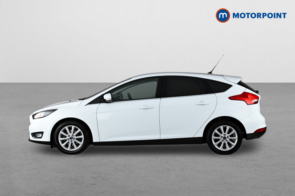 Ford Focus Titanium Manual Petrol Hatchback - Stock Number (1621730) - Passenger side