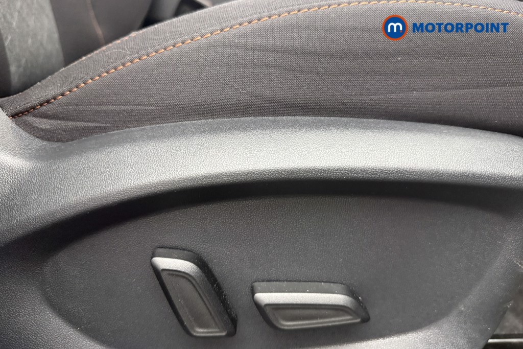 Mg Motor Uk HS SE Automatic Petrol-Electric Hybrid SUV - Stock Number (1623031) - 17th supplementary image