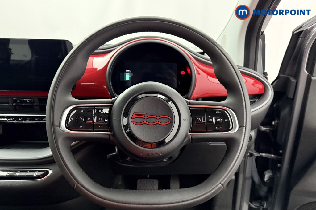 Fiat 500 RED Automatic Electric Hatchback - Stock Number (1623861) - 2nd supplementary image