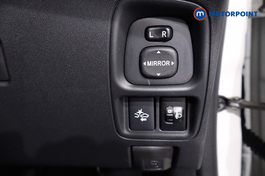 Toyota Aygo X-Play Automatic Petrol Hatchback - Stock Number (1628945) - 17th supplementary image