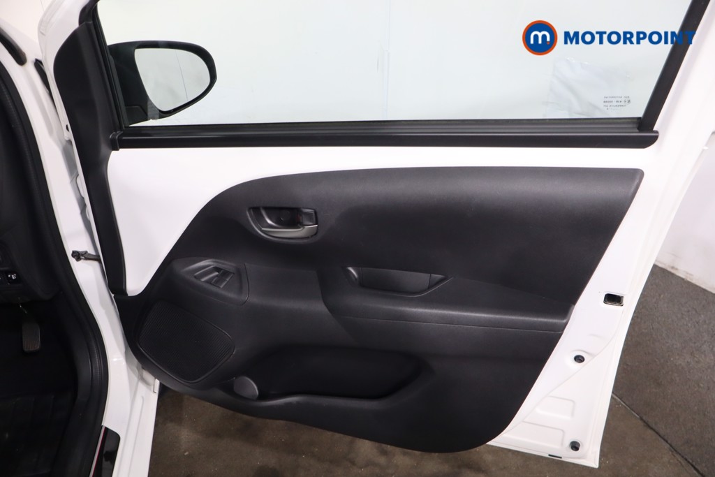 Toyota Aygo X-Play Automatic Petrol Hatchback - Stock Number (1628945) - 23rd supplementary image