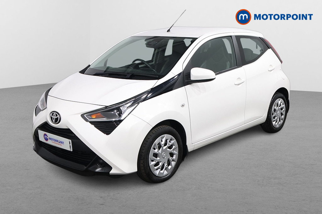 Toyota Aygo X-Play Automatic Petrol Hatchback - Stock Number (1628945) - Passenger side front corner