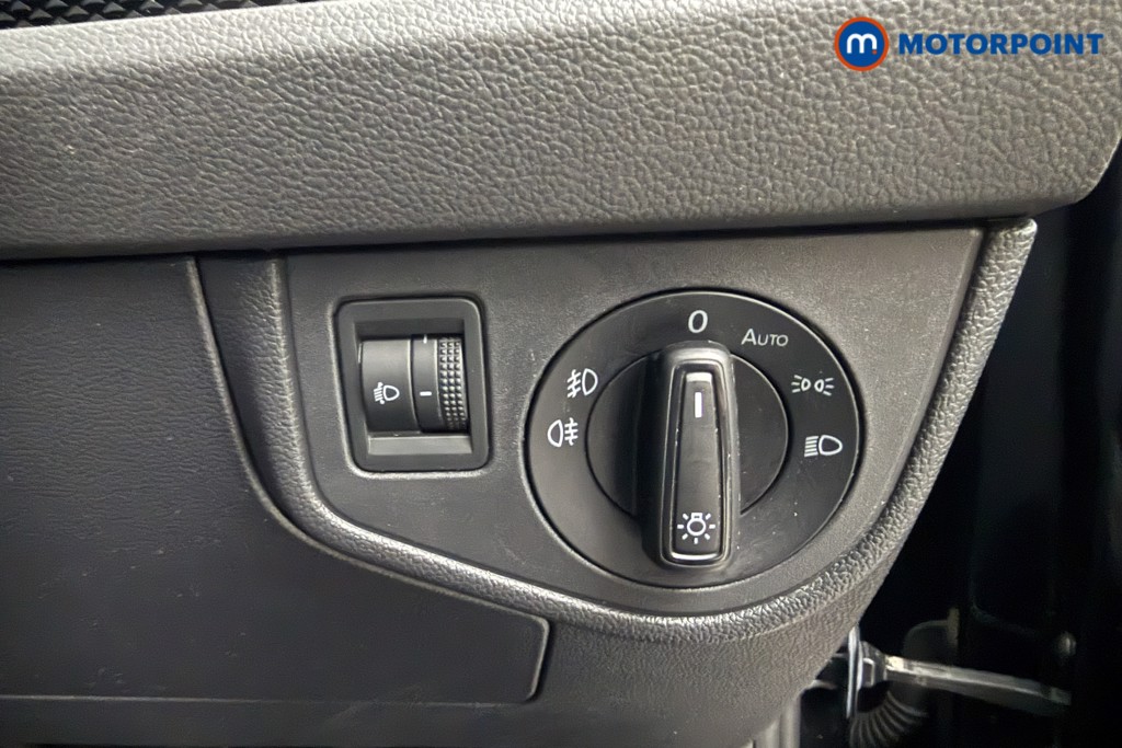Volkswagen Taigo Life Manual Petrol SUV - Stock Number (1629061) - 5th supplementary image