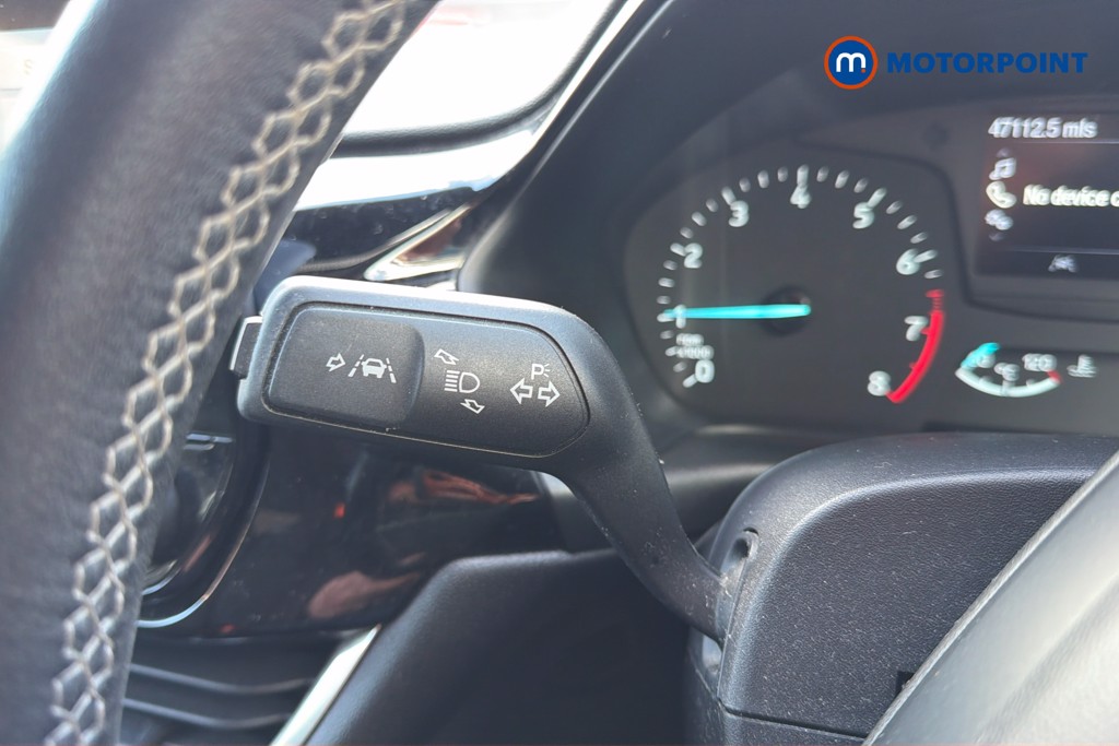 Ford Fiesta Zetec Manual Petrol Hatchback - Stock Number (1629259) - 6th supplementary image