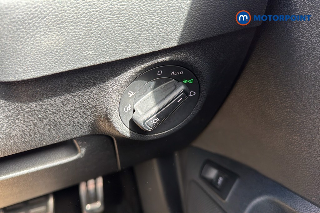 Skoda Karoq Sportline Automatic Petrol SUV - Stock Number (1631183) - 18th supplementary image