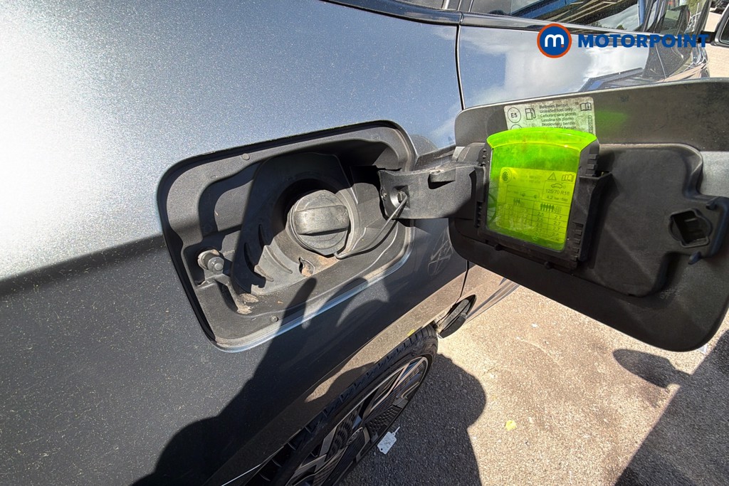 Skoda Karoq Sportline Automatic Petrol SUV - Stock Number (1631183) - 41st supplementary image
