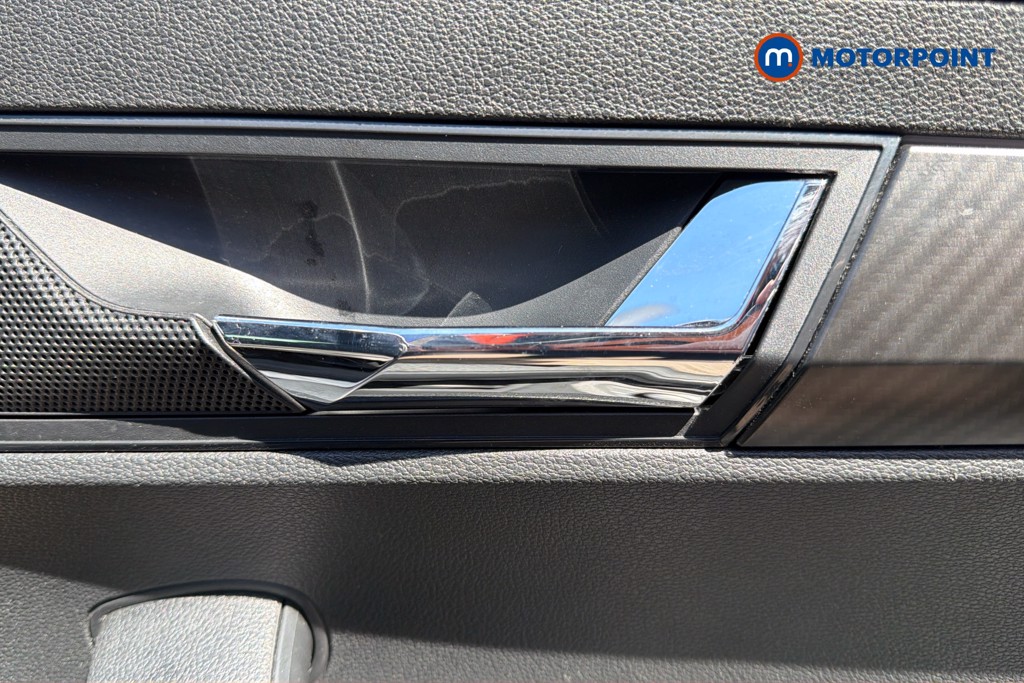 Skoda Karoq Sportline Automatic Petrol SUV - Stock Number (1631183) - 42nd supplementary image