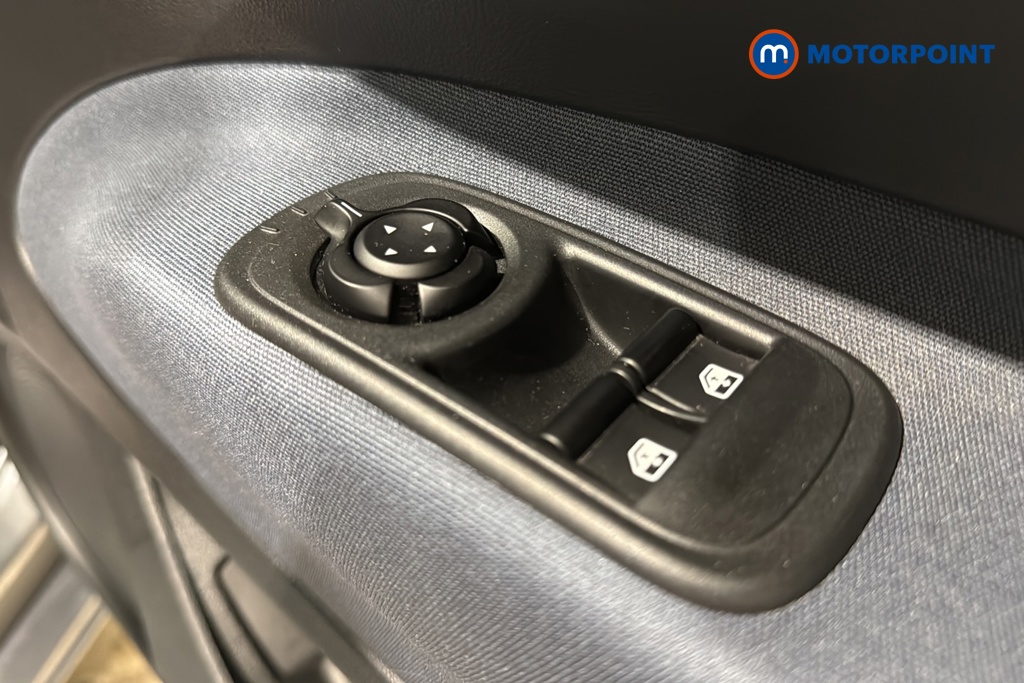 Fiat 500 Icon Automatic Electric Hatchback - Stock Number (1633092) - 19th supplementary image