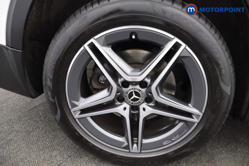 Mercedes-Benz GLB Amg Line Automatic Petrol SUV - Stock Number (1633747) - 5th supplementary image