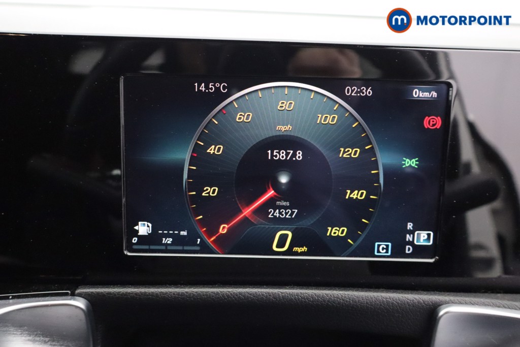 Mercedes-Benz GLB Amg Line Automatic Petrol SUV - Stock Number (1633747) - 18th supplementary image