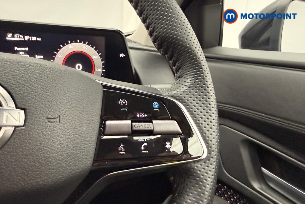 Nissan Juke Tekna Manual Diesel SUV - Stock Number (1633893) - 8th supplementary image