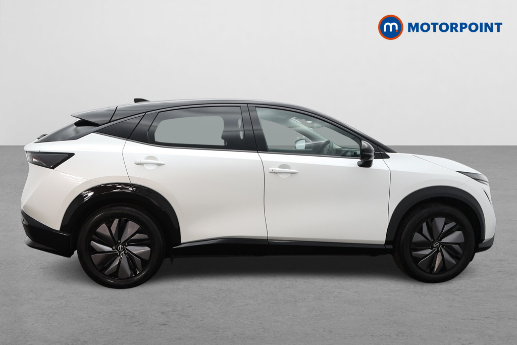 Nissan Juke Tekna Manual Diesel SUV - Stock Number (1633893) - Drivers side