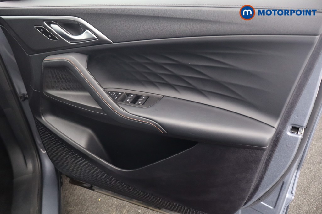 Mg Motor Uk HS Trophy Automatic Petrol-Electric Hybrid SUV - Stock Number (1633950) - 19th supplementary image