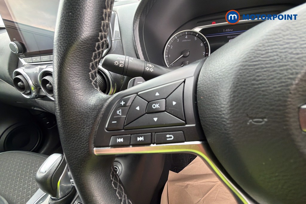 Nissan Juke N-Connecta Automatic Petrol SUV - Stock Number (1634190) - 3rd supplementary image