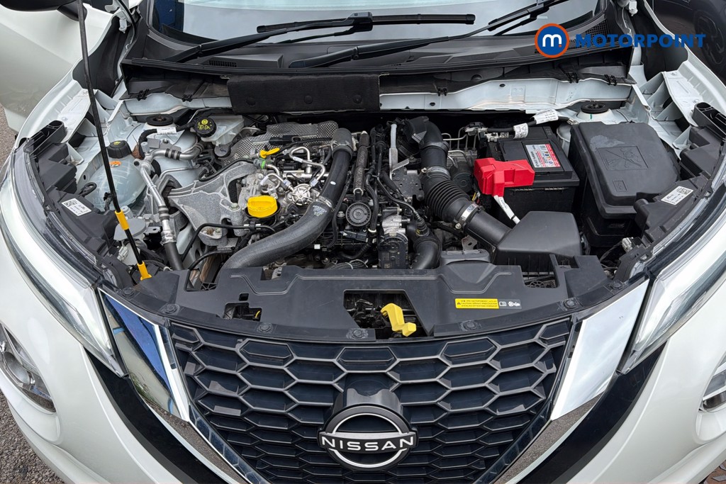 Nissan Juke N-Connecta Automatic Petrol SUV - Stock Number (1634190) - 51st supplementary image