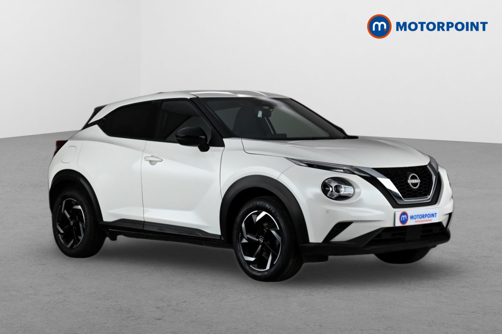 Nissan Juke N-Connecta Automatic Petrol SUV - Stock Number (1634190) - Drivers side front corner
