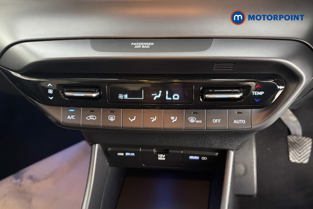 Hyundai I20 Premium Manual Petrol Hatchback - Stock Number (1634357) - 12th supplementary image
