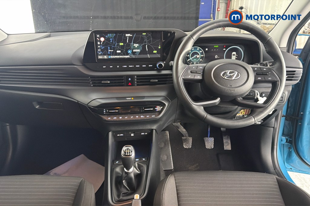 Hyundai I20 Premium Manual Petrol Hatchback - Stock Number (1634357) - 1st supplementary image