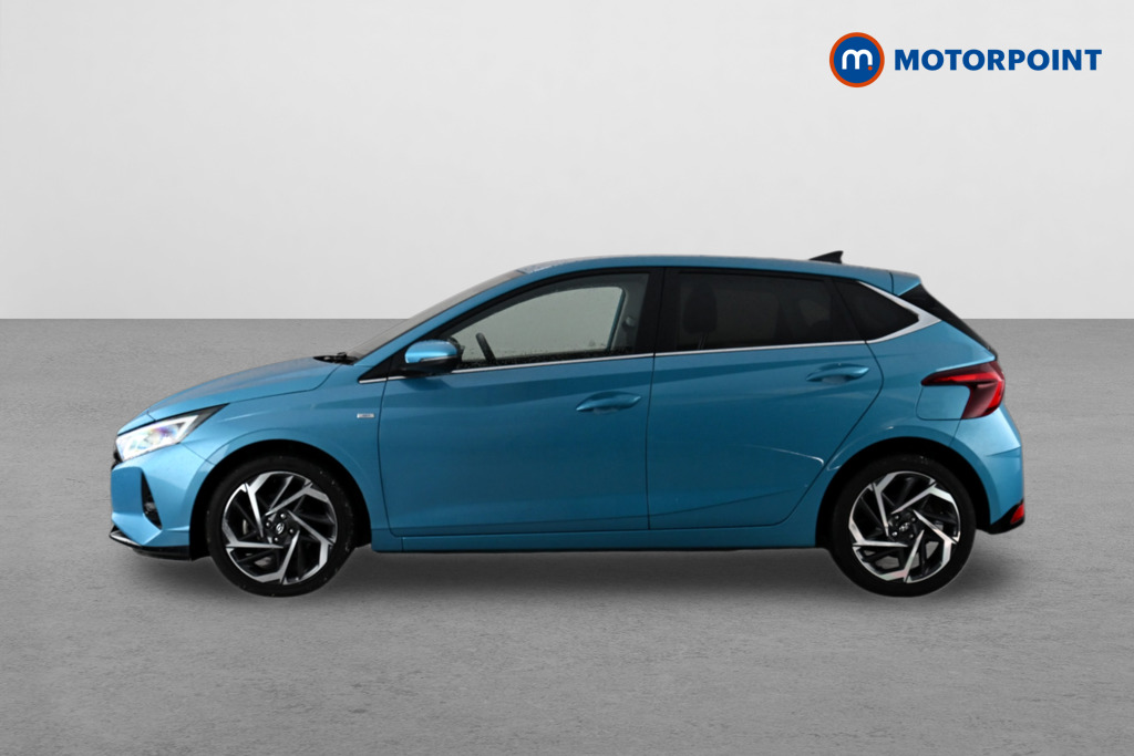 Hyundai I20 Premium Manual Petrol Hatchback - Stock Number (1634357) - Passenger side