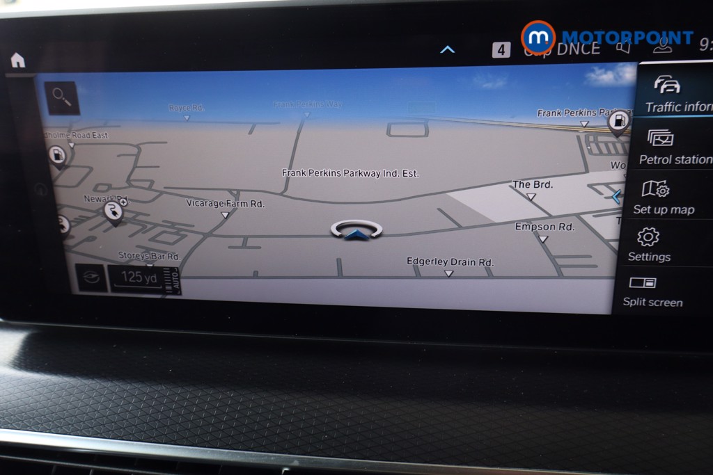 BMW 5 Series M Sport Automatic Petrol Plug-In Hybrid Estate - Stock Number (1634385) - 2nd supplementary image