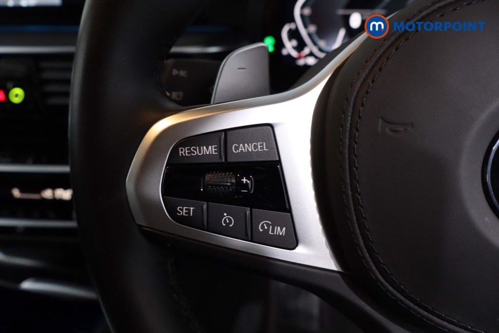 BMW 5 Series M Sport Automatic Petrol Plug-In Hybrid Estate - Stock Number (1634385) - 7th supplementary image