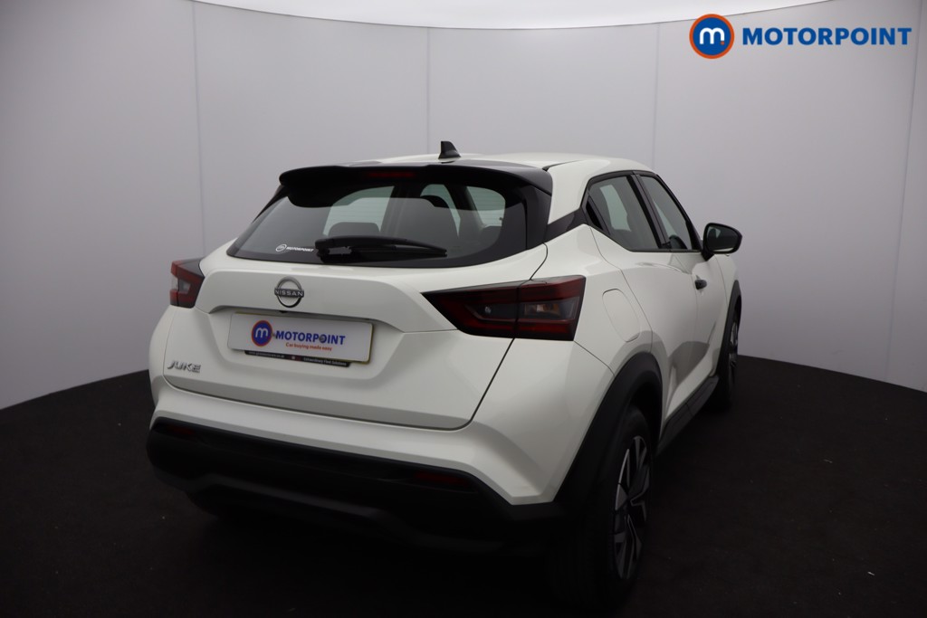 Nissan Juke Acenta Premium Manual Petrol SUV - Stock Number (1636194) - 2nd supplementary image