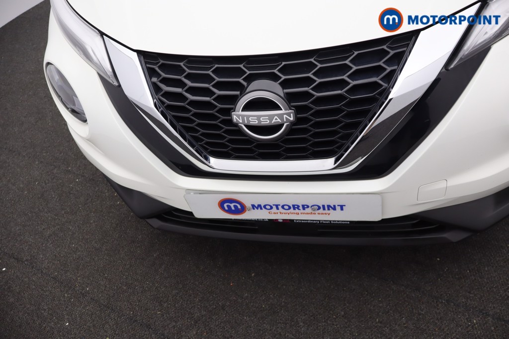 Nissan Juke Acenta Premium Manual Petrol SUV - Stock Number (1636194) - 22nd supplementary image