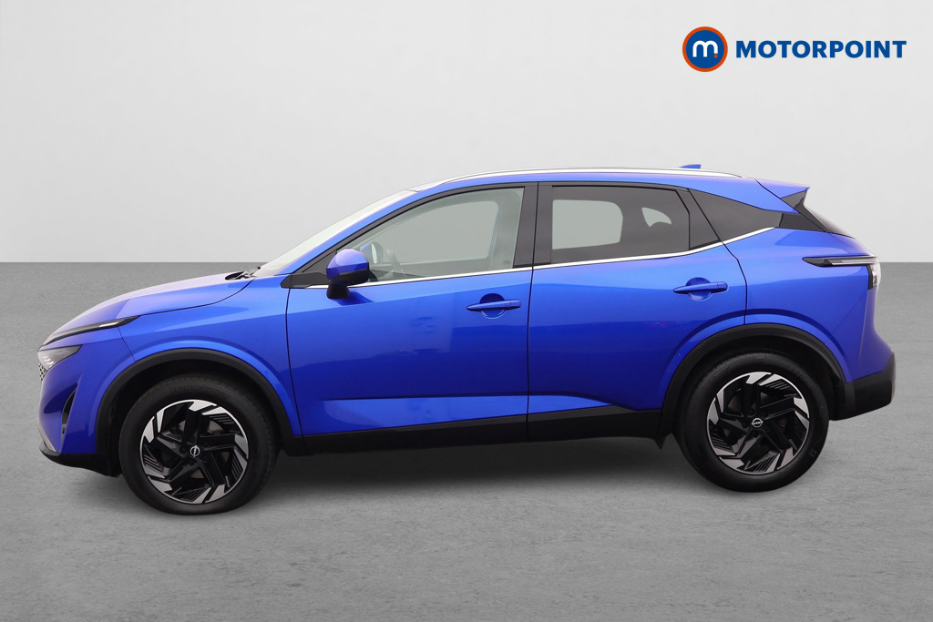 Nissan Qashqai N-Connecta Automatic Petrol SUV - Stock Number (1636203) - Passenger side