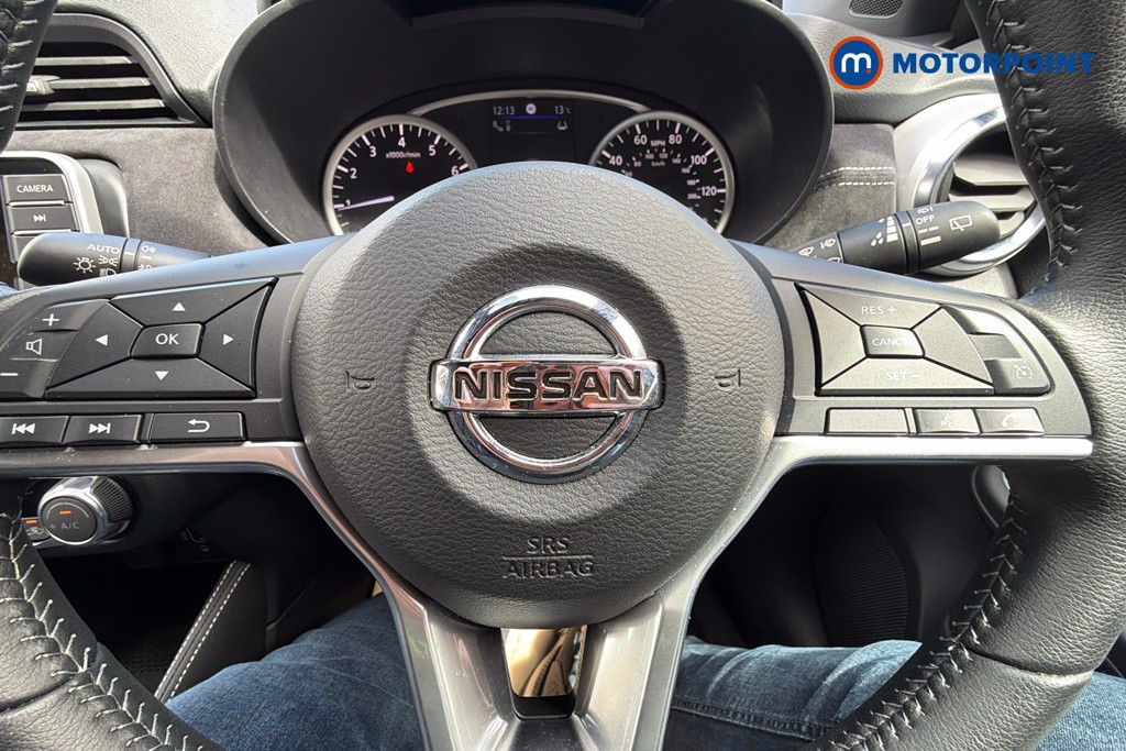 Nissan Micra Tekna Manual Petrol Hatchback - Stock Number (1636300) - 5th supplementary image