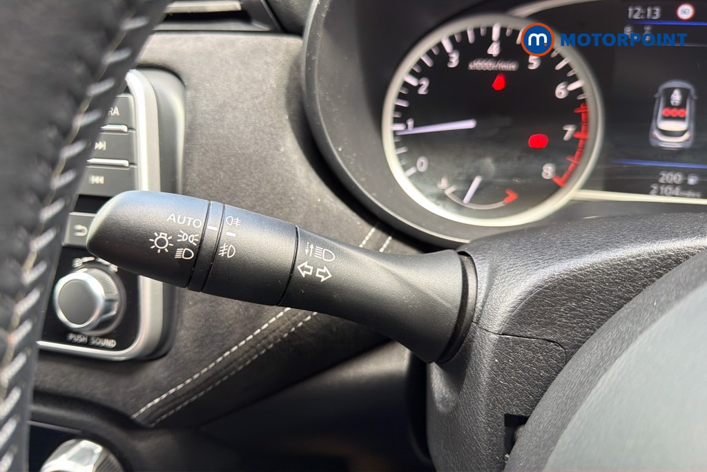 Nissan Micra Tekna Manual Petrol Hatchback - Stock Number (1636300) - 6th supplementary image