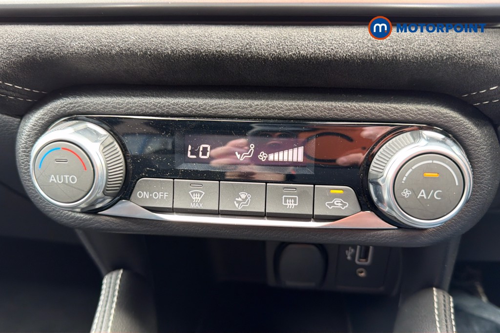 Nissan Micra Tekna Manual Petrol Hatchback - Stock Number (1636300) - 12th supplementary image