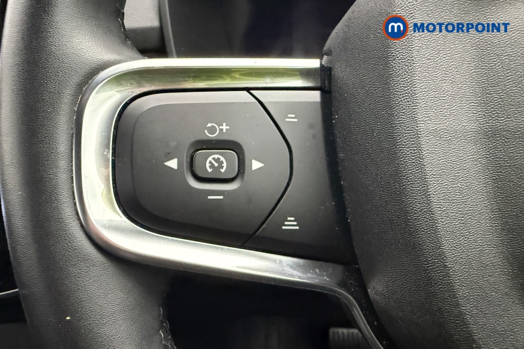 Volvo Xc40 Plus Automatic Petrol SUV - Stock Number (1636624) - 14th supplementary image