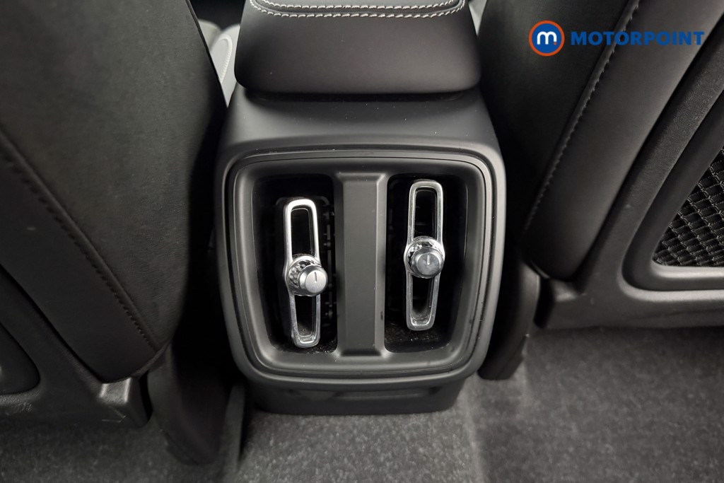 Volvo Xc40 Plus Automatic Petrol SUV - Stock Number (1636624) - 21st supplementary image