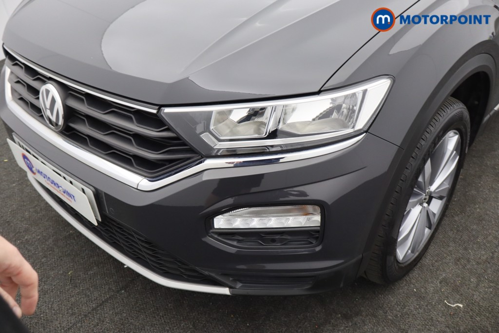 Volkswagen T-Roc Design Manual Diesel SUV - Stock Number (1636655) - 29th supplementary image